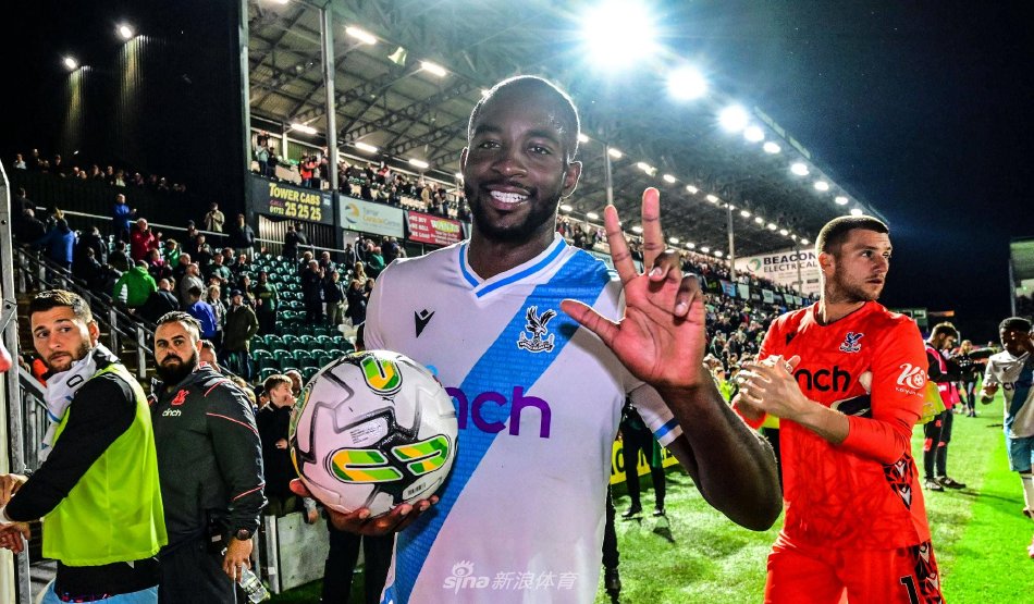 的配合不断 的配合不断