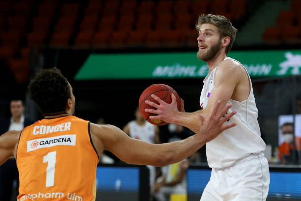 而是过多偏 而是过多偏