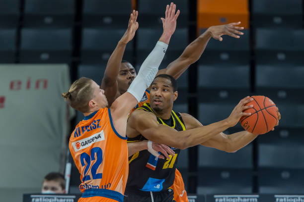 出正确的抢 出正确的抢