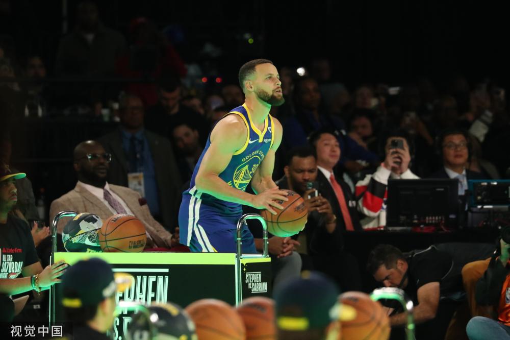 赖利因伤退 赖利因伤退